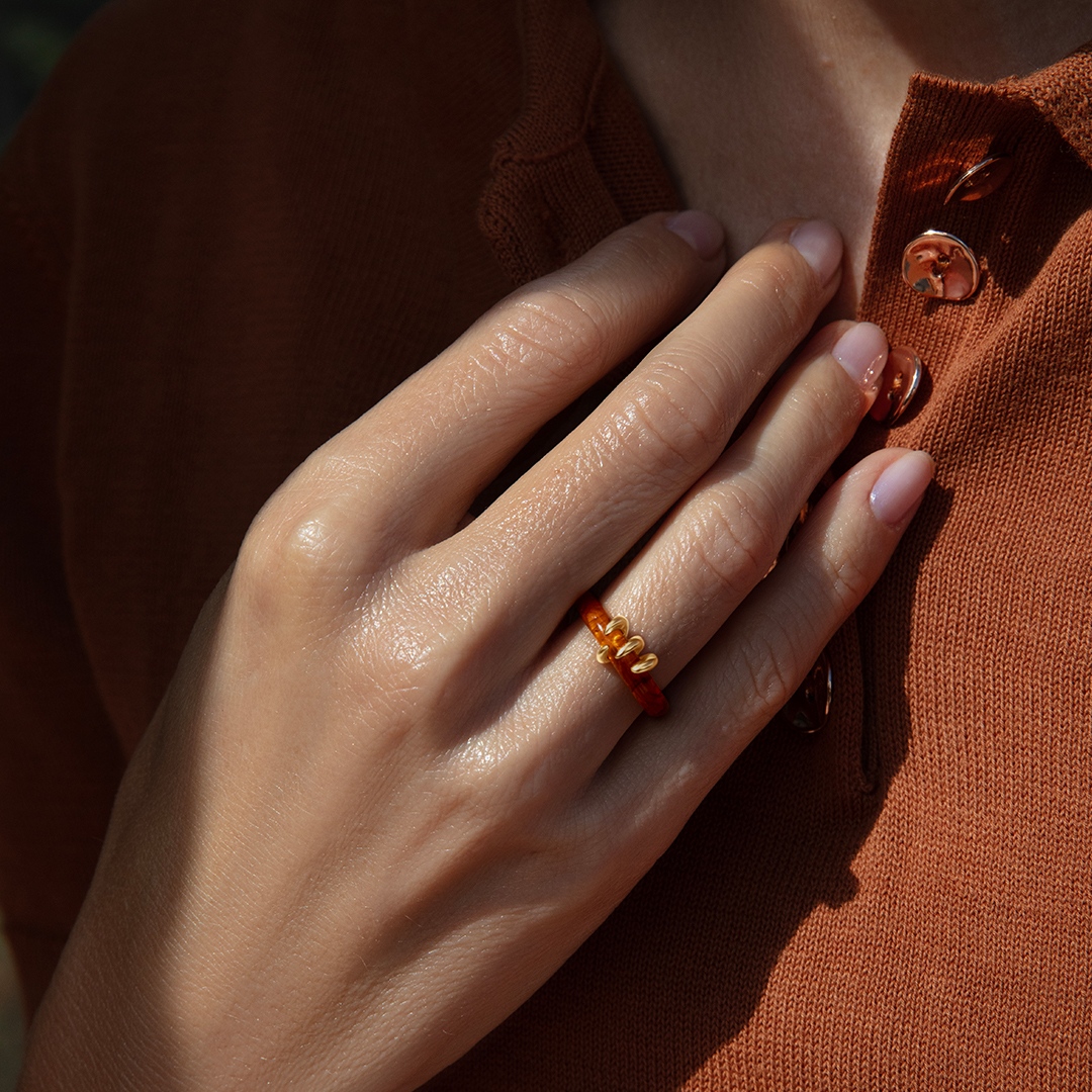 Bague Forza en résine marron, doré à l'or fin