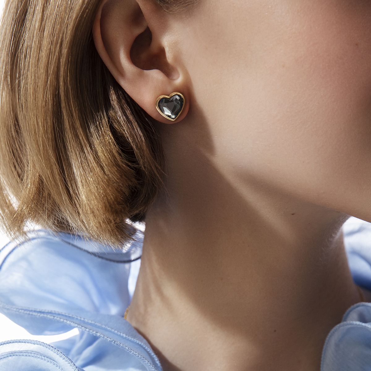 Boucles d’oreilles Icons avec cœur en cristal doré à l’or fin