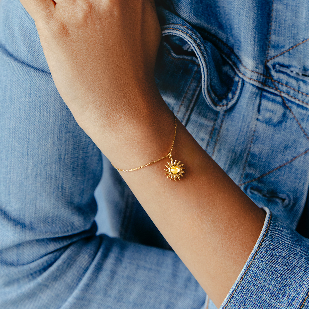 Bracelet Sublime avec pendentif Soleil doré à l’or fin